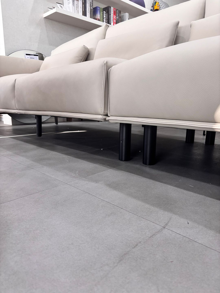 천연가죽 4인용 소파 이미지