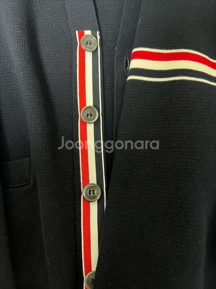 24ss톰브라운 암밴드가디건 신형택 3사이즈 팝니다!--1