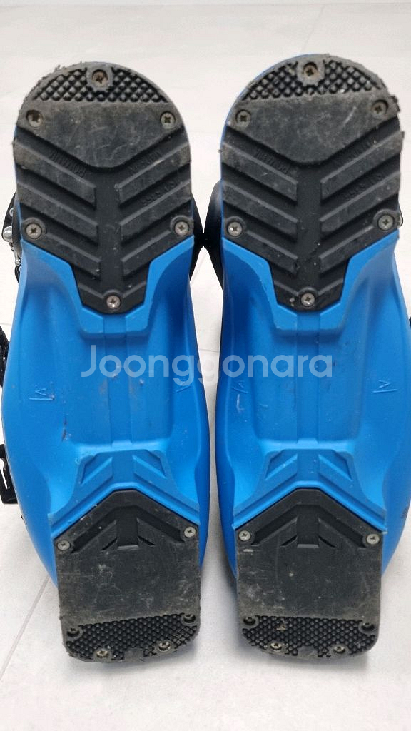 살로몬 스키부츠 팝니다. 240-245--4