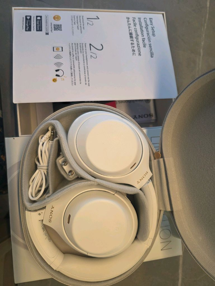 소니 WH-1000XM4 한정판 화이트 프리미엄 헤드셋 풀박스--3