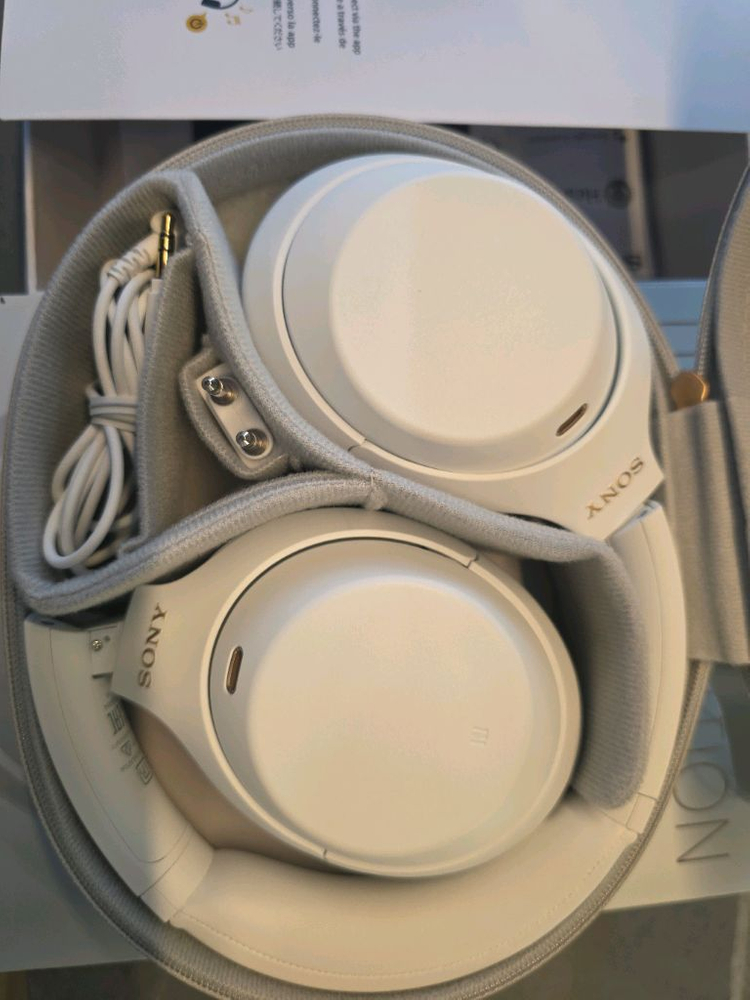 소니 WH-1000XM4 한정판 화이트 프리미엄 헤드셋 풀박스--4