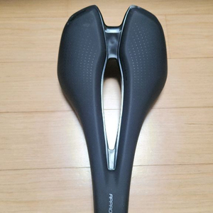 자이언트 어프로치 안장