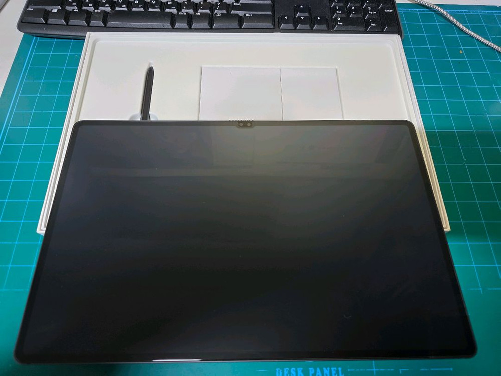 갤럭시탭s9울트라 256 wifi 팝니다.--1