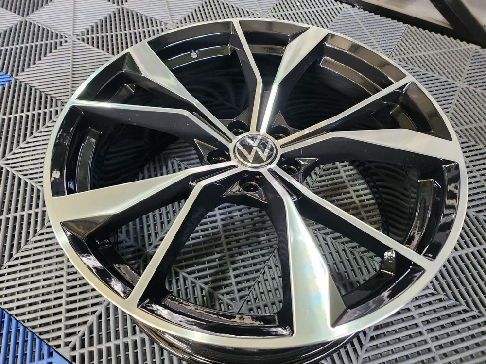 폭스바겐 티구안 아테온 스타일 20인치 신품휠--1