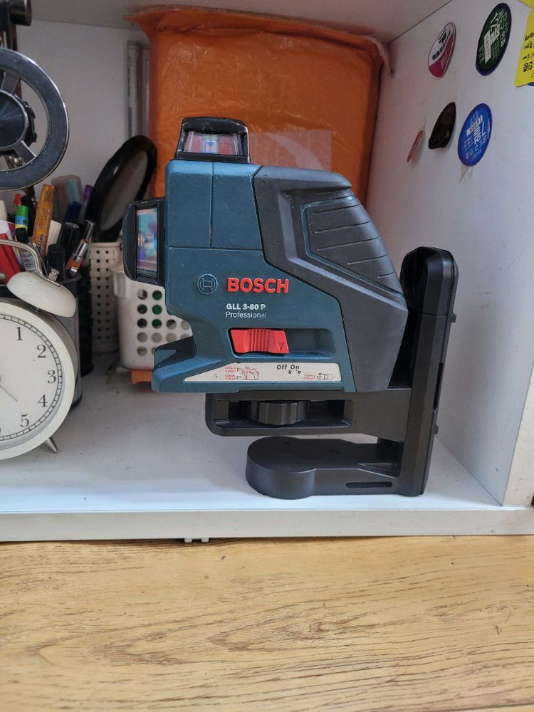 보쉬레이저레벨 GLL3 80P 자석브라켓포함 3D12라인 이미지