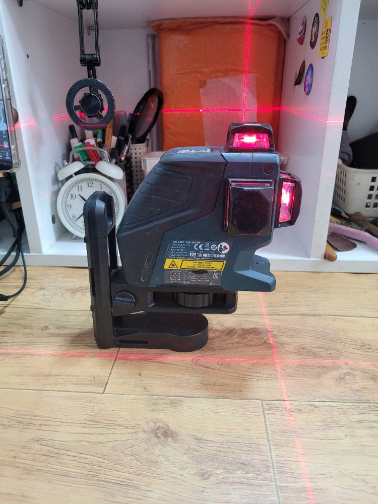 보쉬레이저레벨 GLL3 80P 자석브라켓포함 3D12라인 이미지