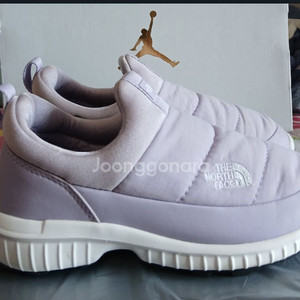 노스페이스THE NORTH FACE 키즈200사이즈 패딩방한화 이미지