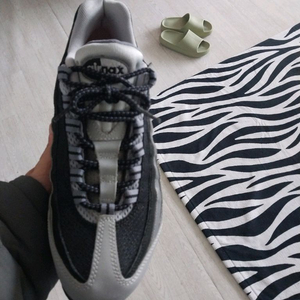 나이키에어맥스운동화 260사이즈 이미지