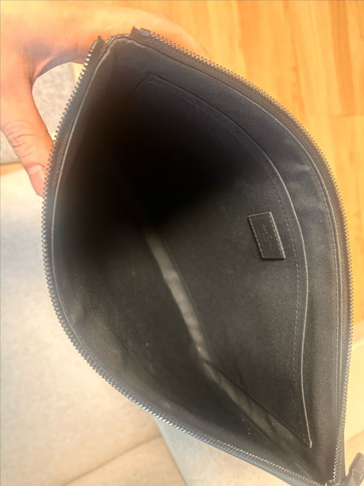 루이비통 쉐도우 디스커버리 클러치 M62903 판매합니다--4