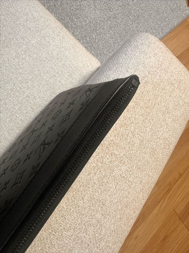 루이비통 쉐도우 디스커버리 클러치 M62903 판매합니다--6