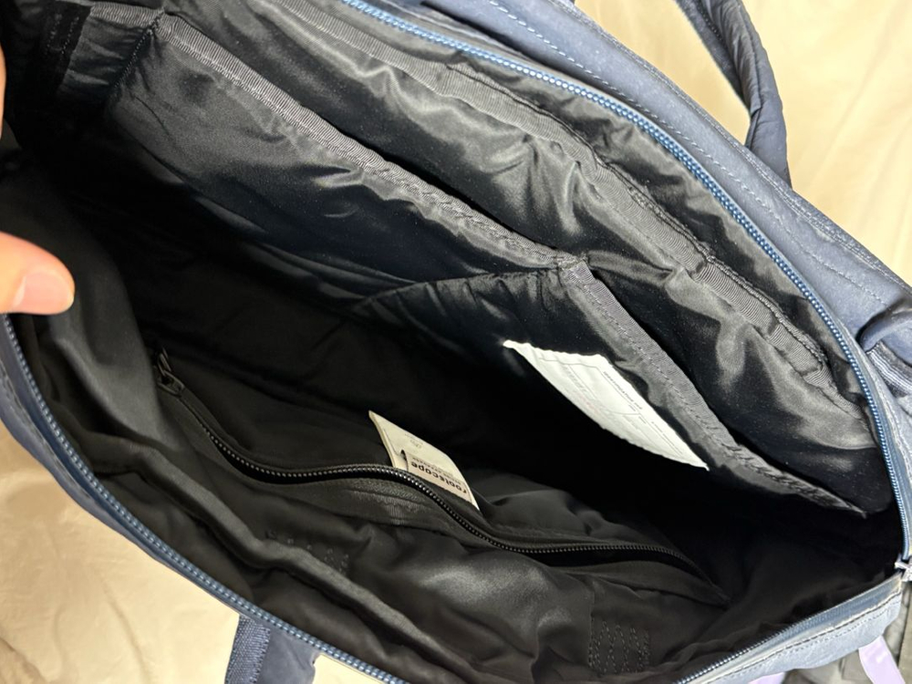 블랭코브 리포터백 네이비 팝니다--3