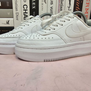 나이키 여성 운동화 240