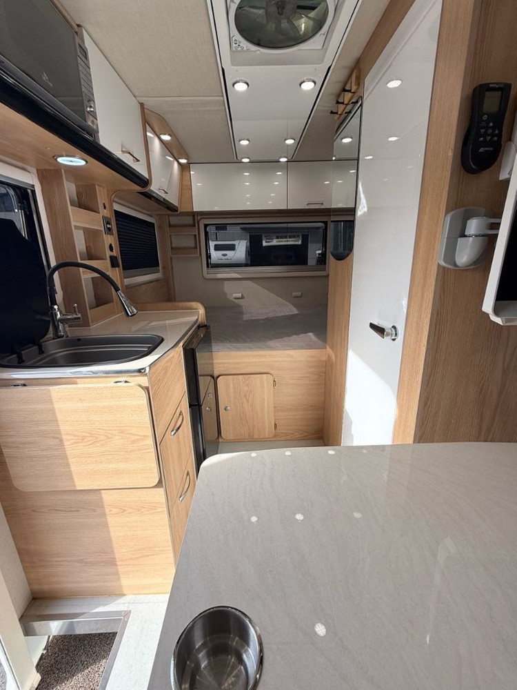 현대 포터2 캠핑카 중고 오딧세이 오디360--6