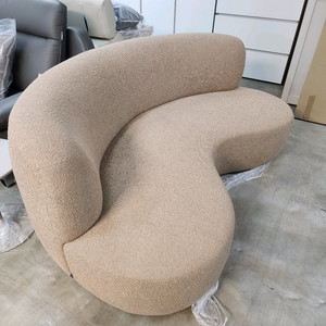 한샘 프리야 3인소파 리퍼브아울렛 제품입니다