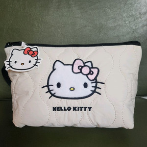 헬로키티 누빔 파우치