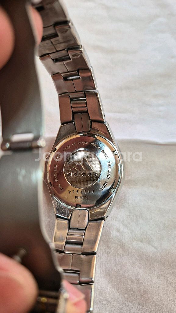 아디다스 여성용 시계--1