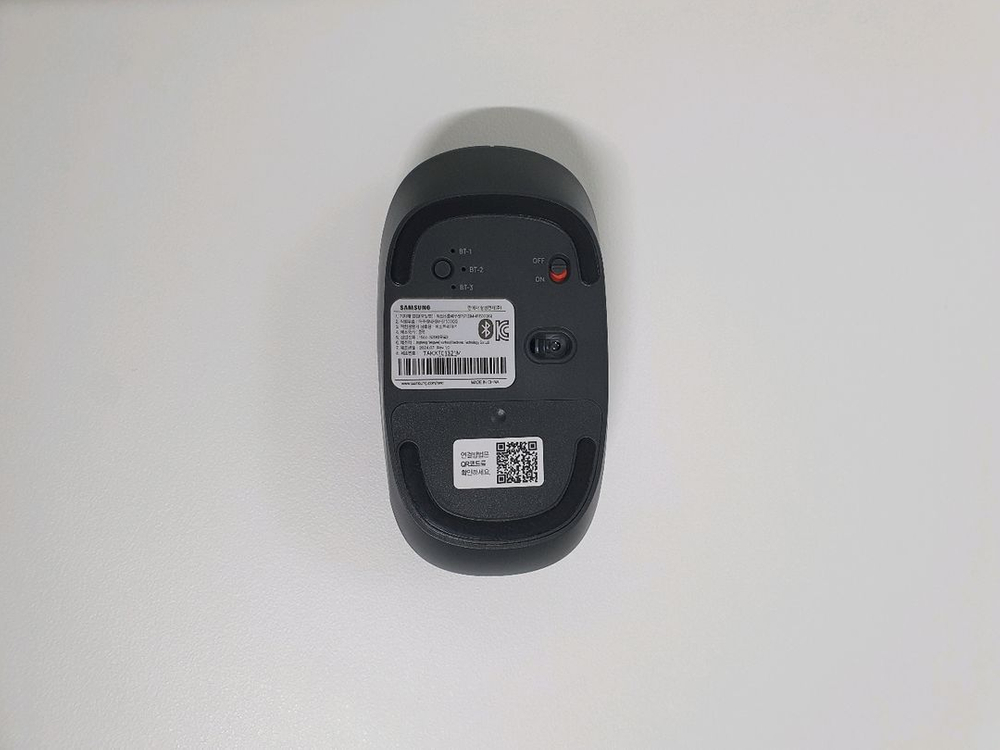 삼성 무소음 블루투스 무선 마우스 SM-B1500Q--1