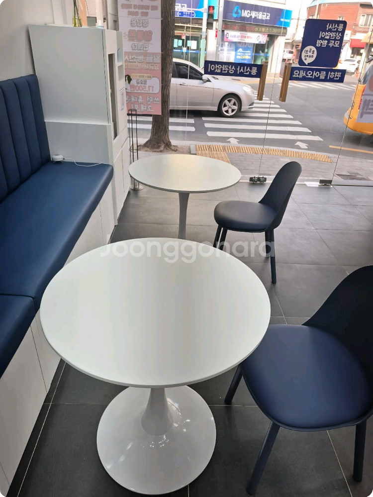 [최저가]원형 화이트 2인 4인 카페 식당 테이블 식탁--8