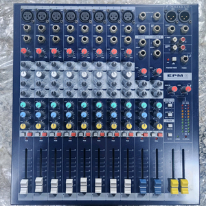 Soundcraft EPM8 오디오 믹서