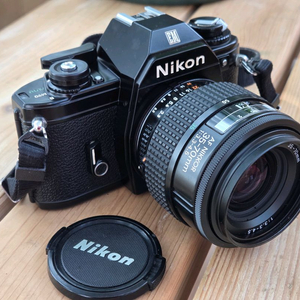 Nikon 니콘 EM 필름카메라