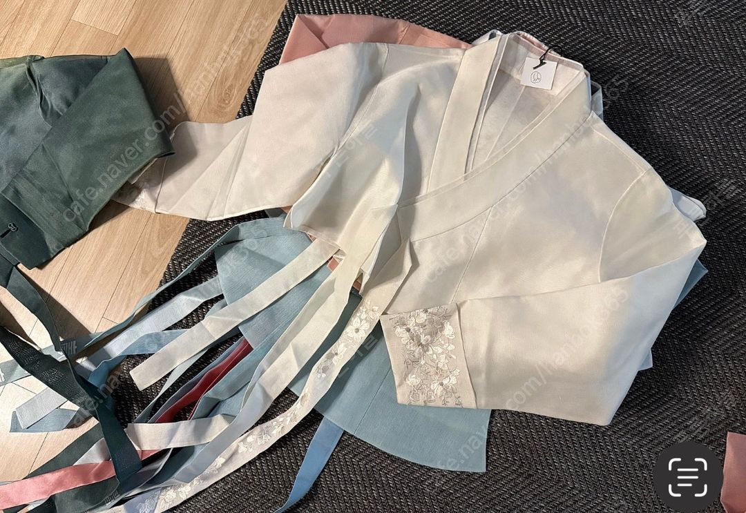 한복 저고리 미니당의 포함 66사이즈 10장 일괄 판매 (헤짐 바래짐 수선필요)--1