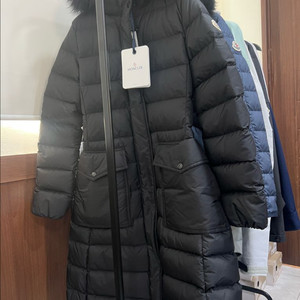 몽클레어 클로에쎄 KLOESSE 여성 롱패딩 블랙 TG 0 이미지