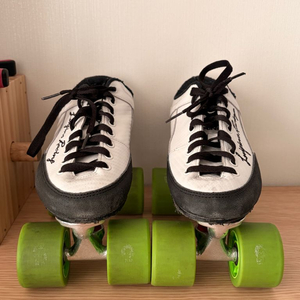 수제 스피드 롤러스케이트
