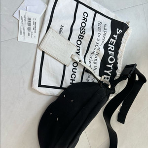 마르지엘라 힙색 판매해요