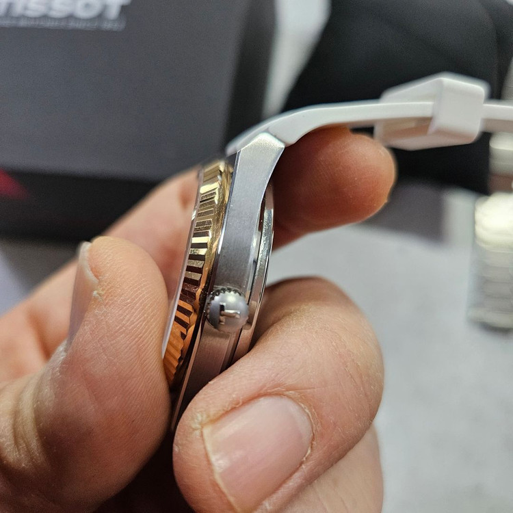 티쏘 PRX 18k 40mmx 오토매틱 시계 이미지