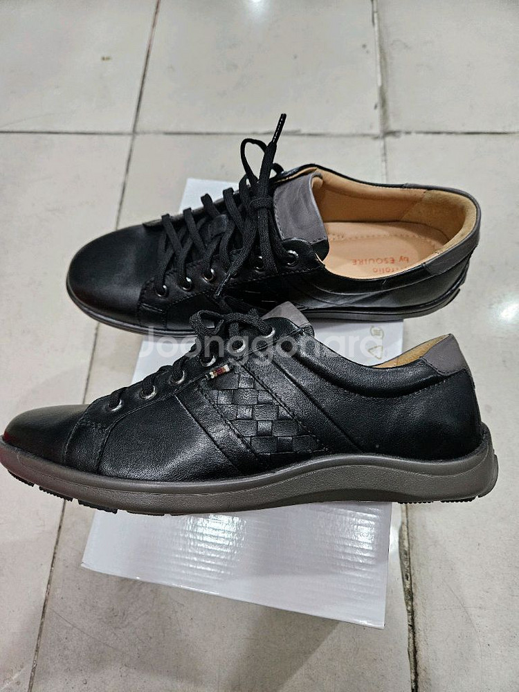 에스콰이어남성화(260)새상품--1