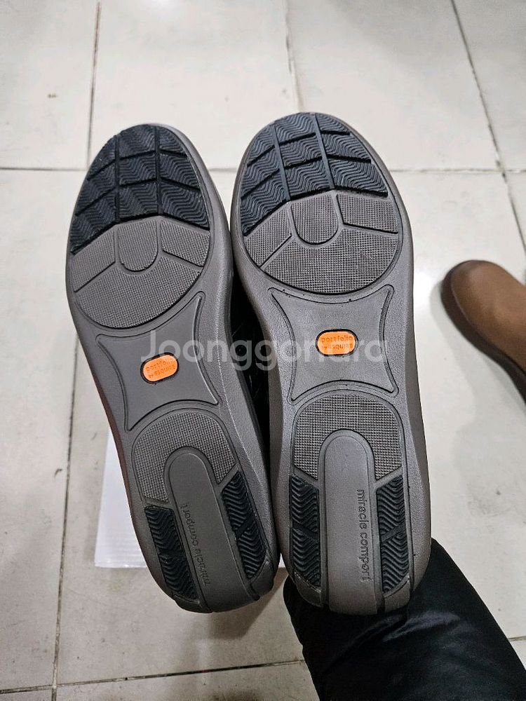 에스콰이어남성화(260)새상품--2