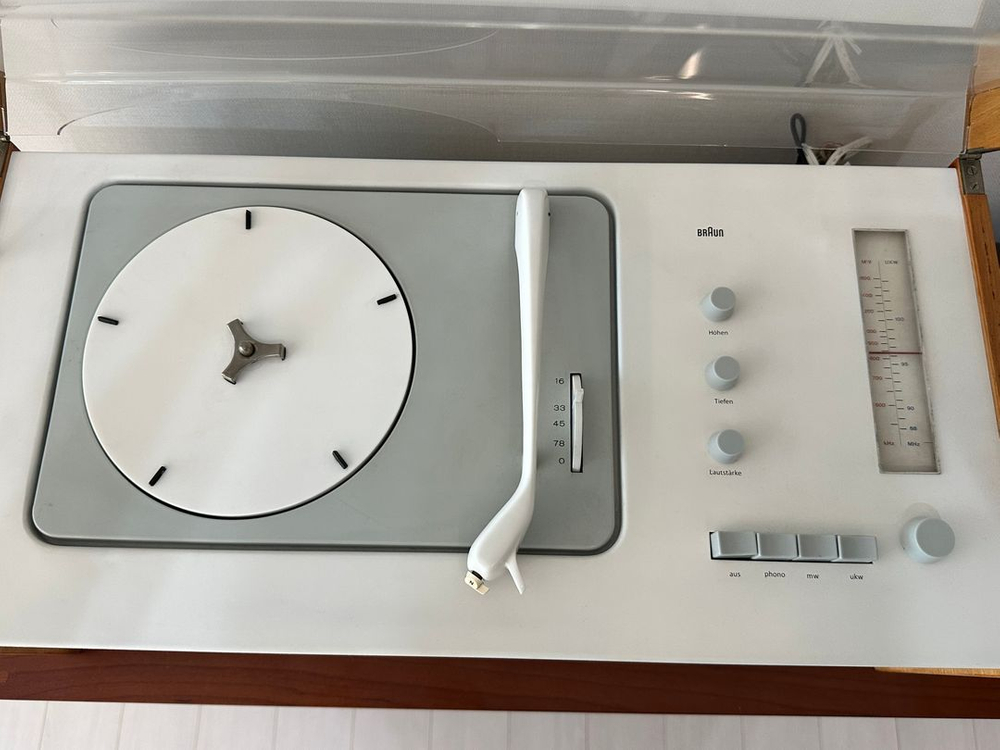 브라운 디터람스 턴테이블 sk 4/2 이미지