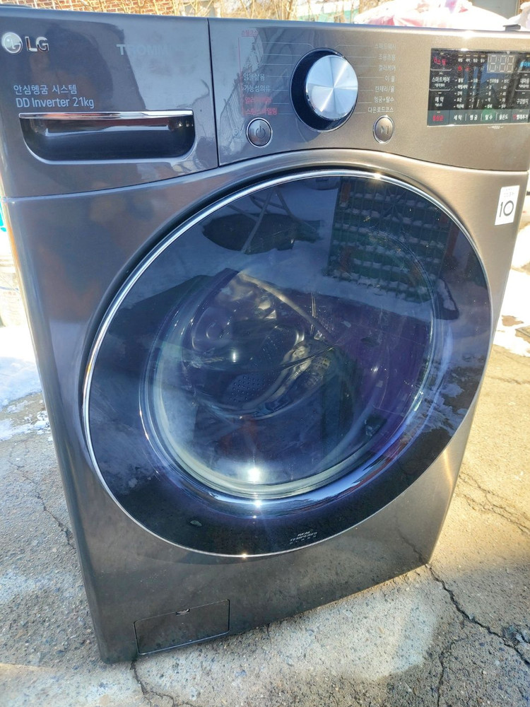 LG 트롬 드럼세탁기 21 kg (20년식) + LG 건조기 16KG 입니다--1