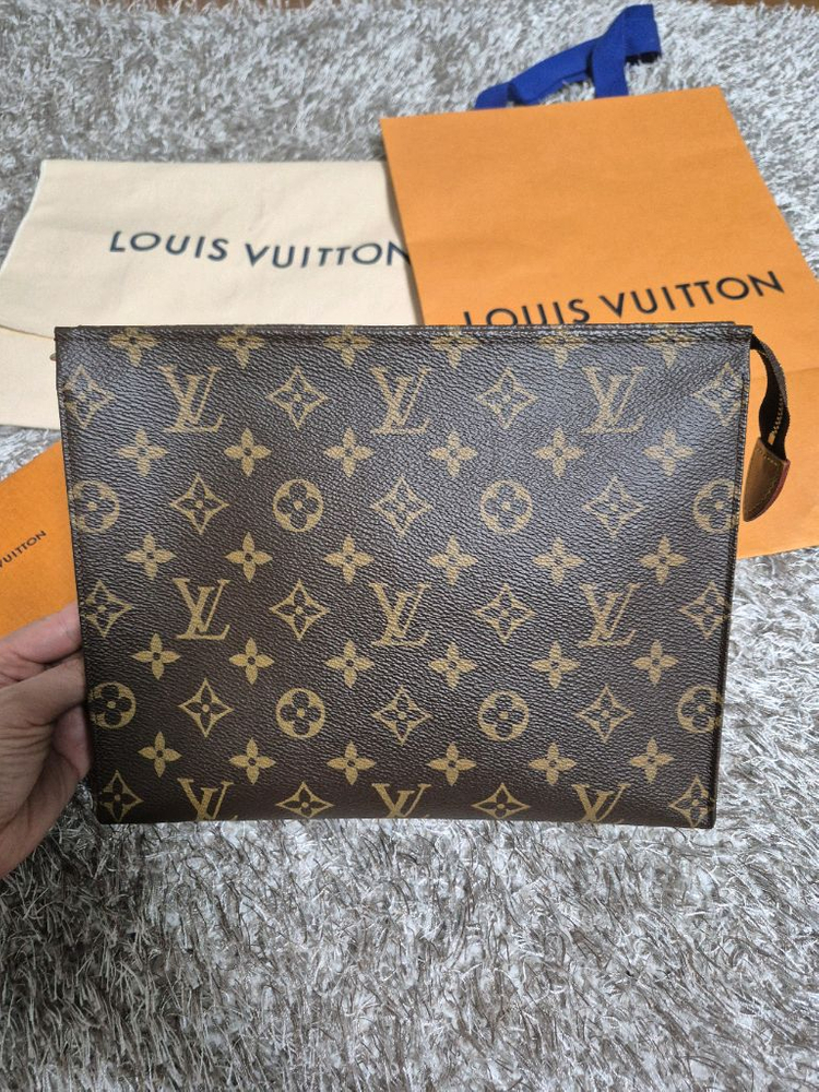 루이비통 토일렛 26 모노그램 파우치--0