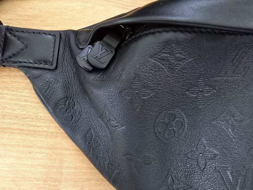 루이비통 디스커비리 범백 이미지