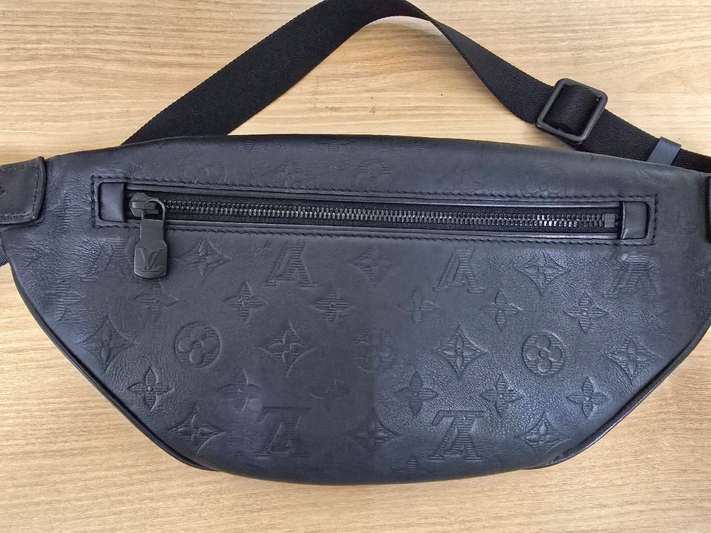 루이비통 디스커비리 범백 이미지