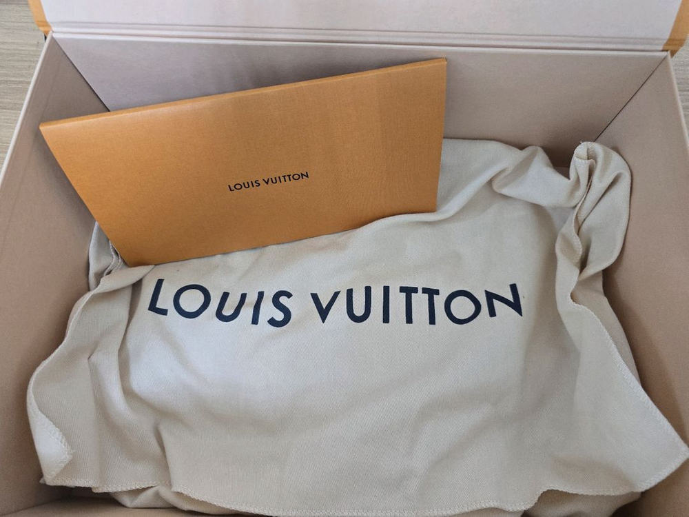 루이비통 디스커비리 범백 이미지