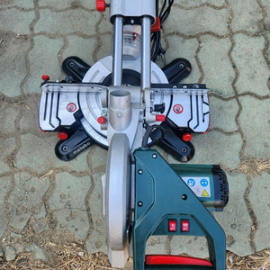 메타보 슬라이딩각도절단기 KGS216M 판매 이미지