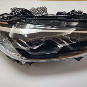 BMW 4시리즈 헤드라이트 조수석 팝니다