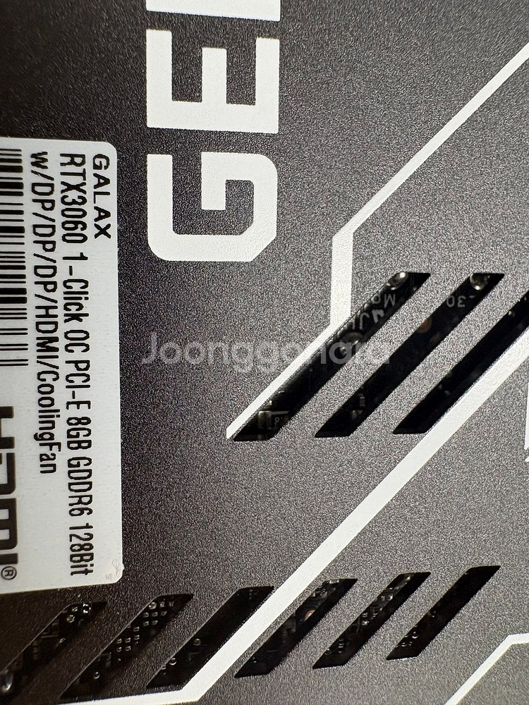 인텔 i5 12400F 메인보드, 삼성PC4-3200AA 8기가X2, 3060 8기가(Ti아님)--3