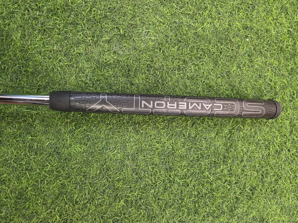 스카티카메론 팬텀 블랙 5.5 33인치 퍼터 국내정품 이미지