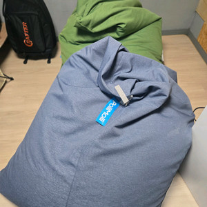 폴리몰리 701 스파 거실의자