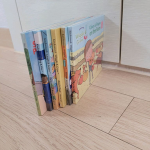 킨더뮤직 Wiggle & Grow 등 CD 6종(새상품)