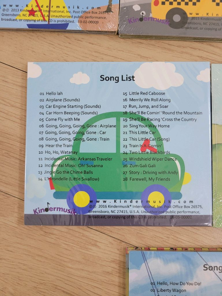 킨더뮤직 Wiggle & Grow 등 CD 6종(새상품)--6