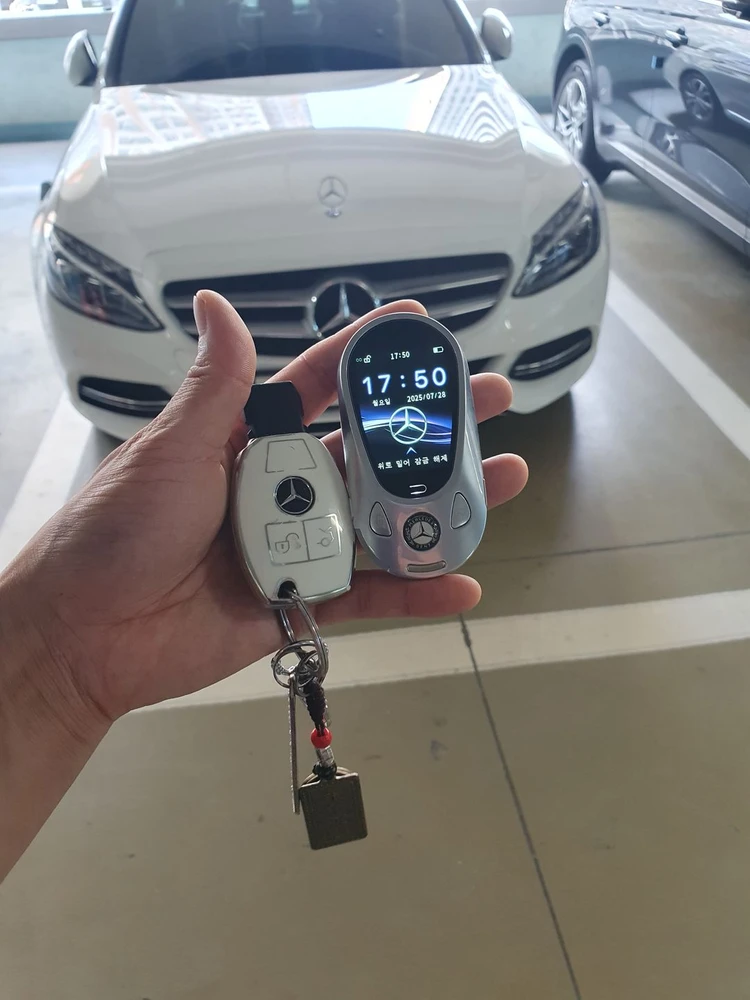 벤츠 cls300d 20년 벤츠 타원형 디스플레이키로 개조 이미지