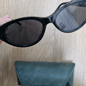 니언아코드 선글라스