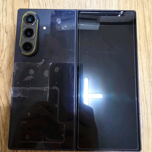 갤럭시 Z 폴드7 특SS급 삼성센터 올수리 새상품급 256G