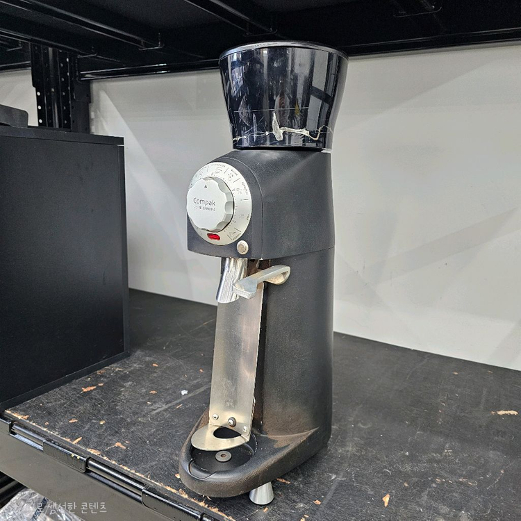 콤팍 R80 커피 그라인더 이미지