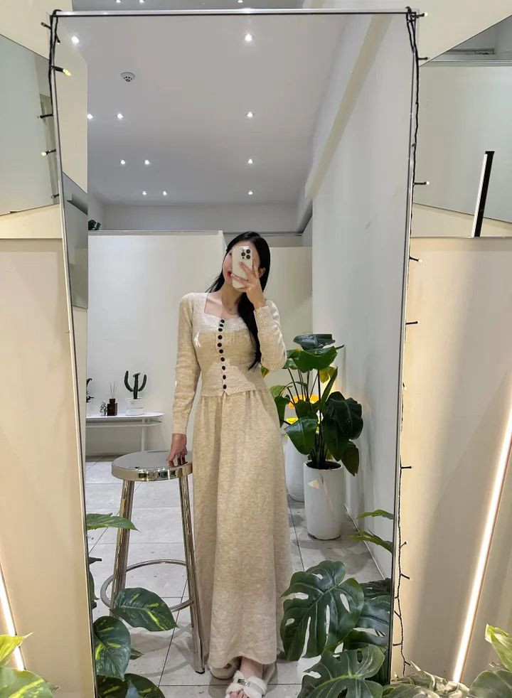 스퀘어넥 단추 니트 + 롱 밴딩 맥시 니트 스커트 세트 투피스 셋업--4