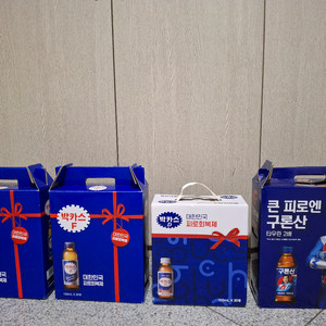 박카스 3박스, 영진구론산 1박스,총4박스